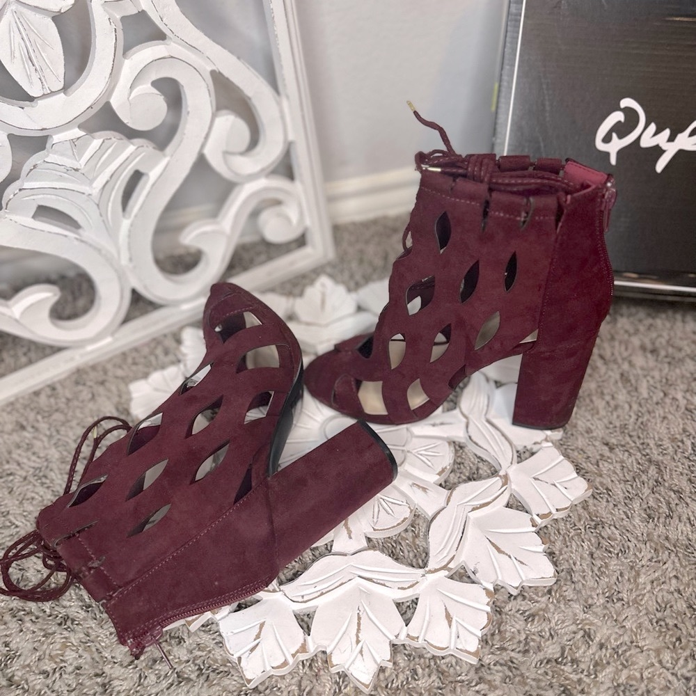 New Women BURGUNDY Qupid Suede Peep Toe Lace Up Cut Out Stiletto Bootie NWT
